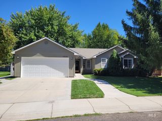 1948 E Laurelwood, Eagle, ID 83616