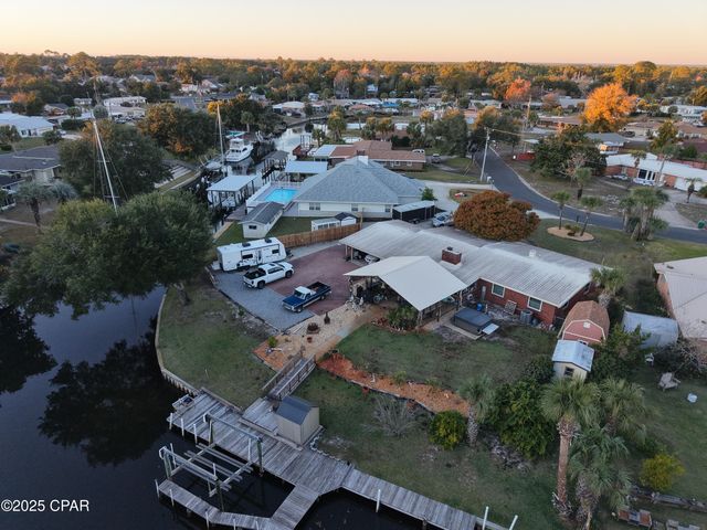 405 Bay Shore Drive, Panama City Beach, FL 32407