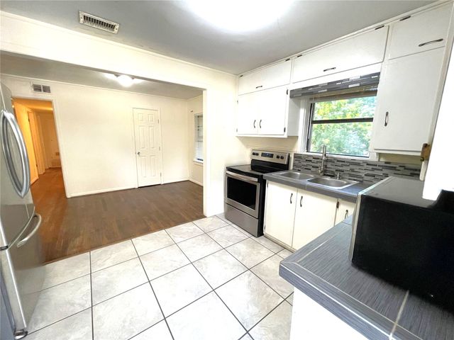 501 S Perry Street, Denison, TX 75020