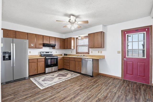 3924 OILER LN, Rapid City, SD 57701