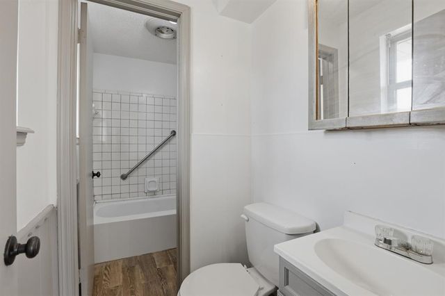 117 SW 6th Street, Moore, OK 73160