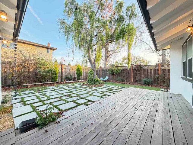 5298 5298 Sussex Pl, Newark, CA 94560