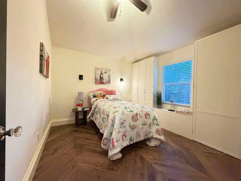 Image 17 of property listing at 5298 5298 Sussex Pl, Newark, CA 94560