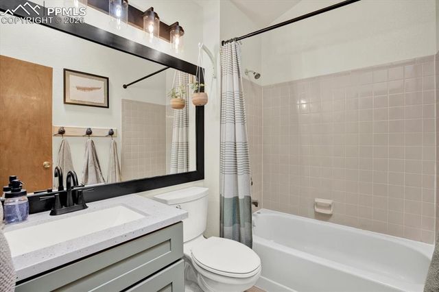 5365 Red Heather Court, Colorado Springs, CO 80915