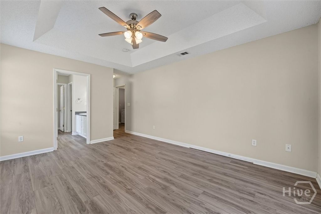 Image 17 of property listing at 100 Dimick Drive, Richmond Hill, GA 31324