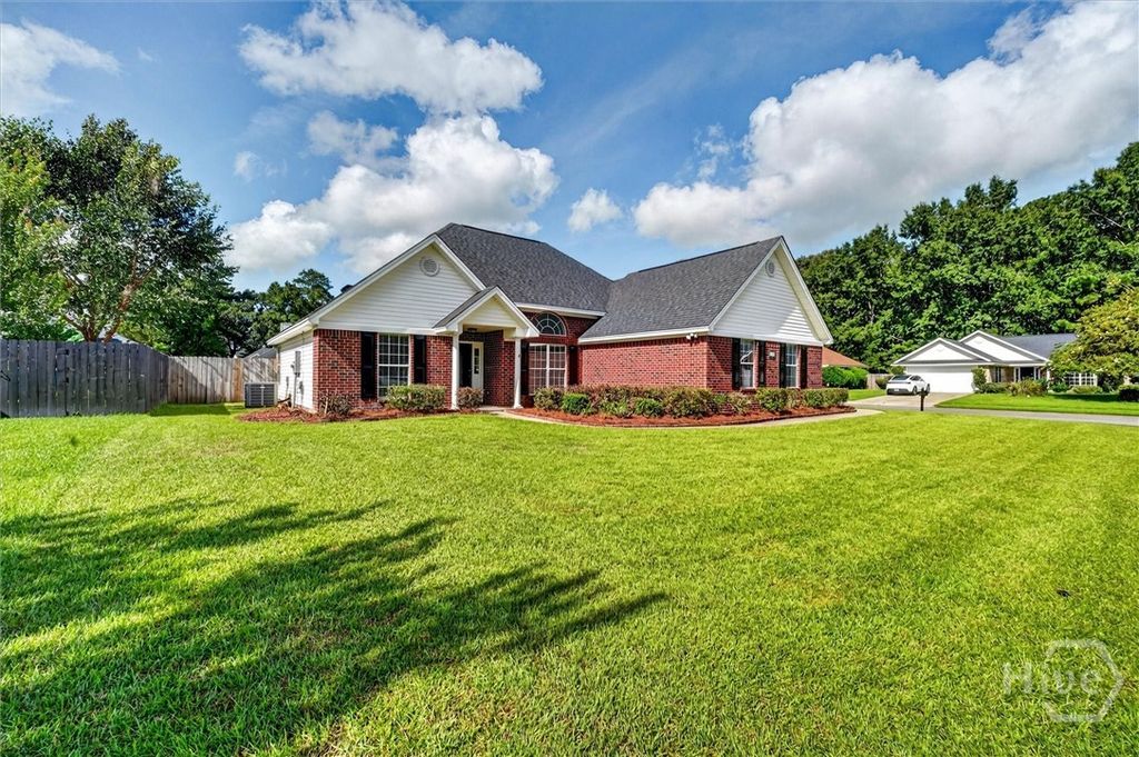 Image 30 of property listing at 100 Dimick Drive, Richmond Hill, GA 31324