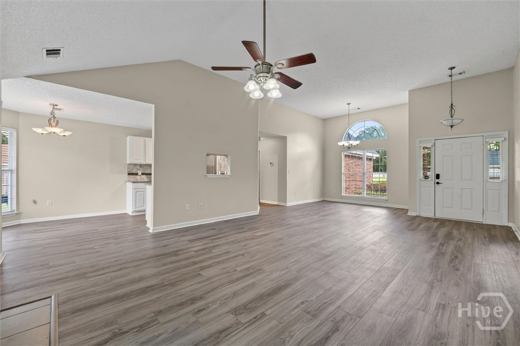 Image 5 of property listing at 100 Dimick Drive, Richmond Hill, GA 31324