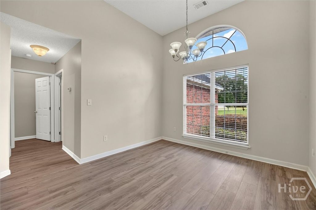 Image 7 of property listing at 100 Dimick Drive, Richmond Hill, GA 31324