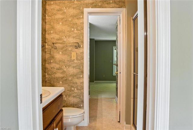 164 River Point Dr, Suffolk, VA 23434