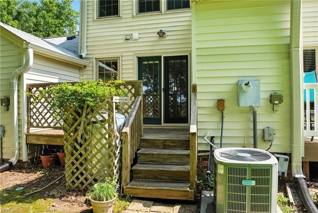 164 River Point Dr, Suffolk, VA 23434