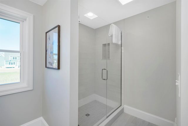 1 Barrington Way, Amherst, NH 03055