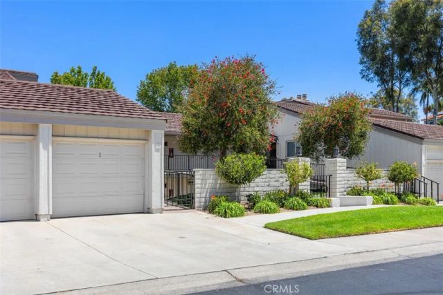3425 Bahia Blanca West B, Laguna Woods, CA 92637