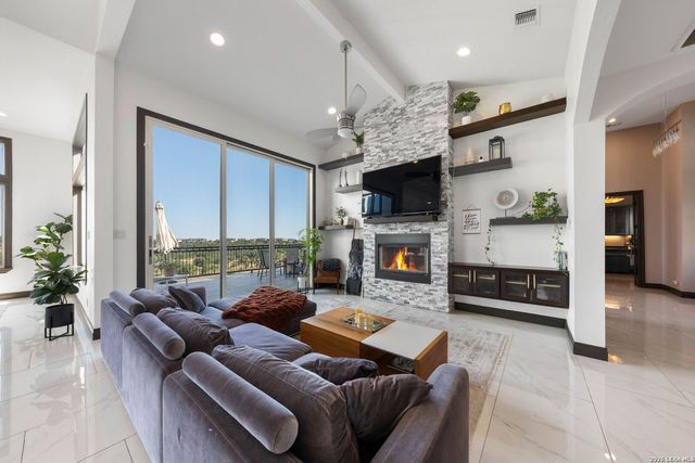 37 Trophy, San Antonio, TX 78258
