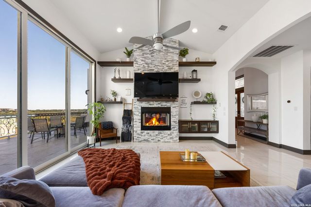 37 Trophy, San Antonio, TX 78258