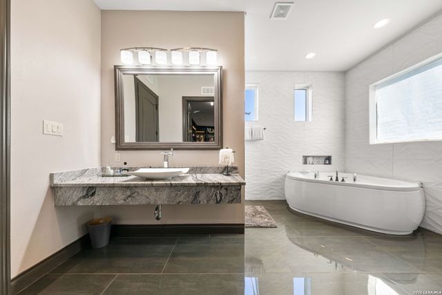 37 Trophy, San Antonio, TX 78258