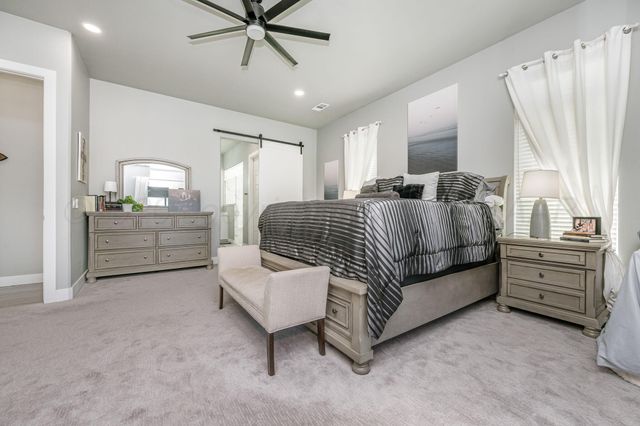 17400 SPRING LAKE DRIVE, Canyon, TX 79015