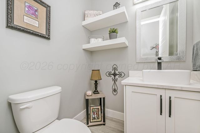 17400 SPRING LAKE DRIVE, Canyon, TX 79015