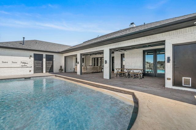 17400 SPRING LAKE DRIVE, Canyon, TX 79015