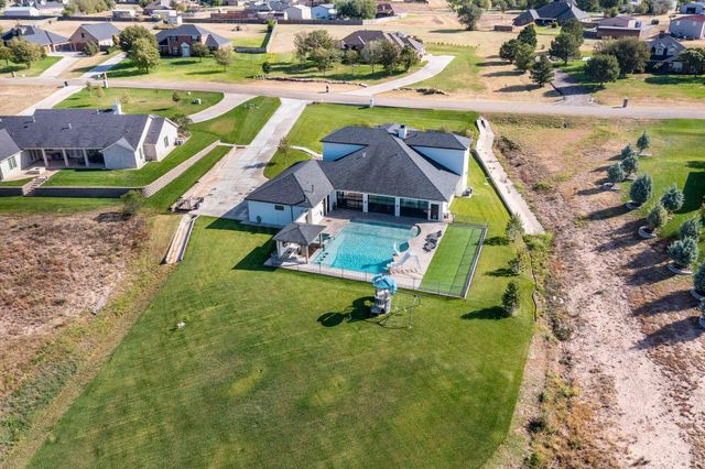 17400 SPRING LAKE DRIVE, Canyon, TX 79015