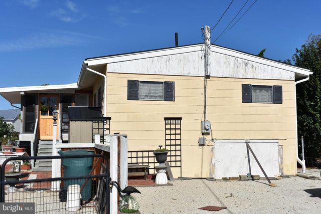 152 S CAPTAINS DR, Little Egg Harbor Twp, NJ 08087