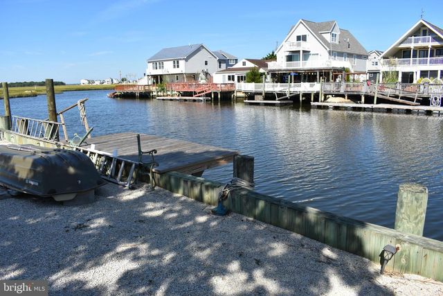 152 S CAPTAINS DR, Little Egg Harbor Twp, NJ 08087
