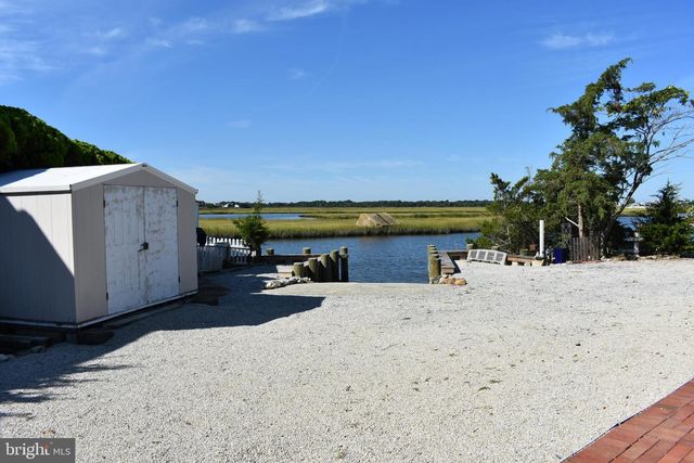 152 S CAPTAINS DR, Little Egg Harbor Twp, NJ 08087