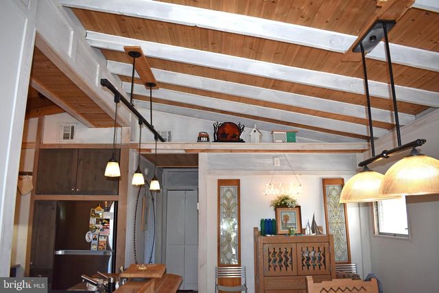 152 S CAPTAINS DR, Little Egg Harbor Twp, NJ 08087