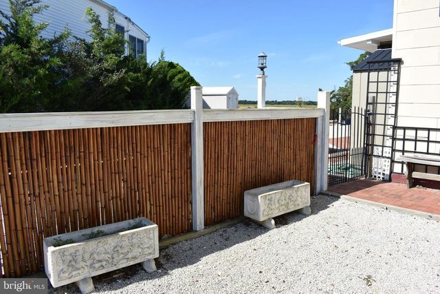 152 S CAPTAINS DR, Little Egg Harbor Twp, NJ 08087