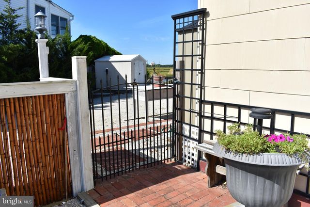 152 S CAPTAINS DR, Little Egg Harbor Twp, NJ 08087
