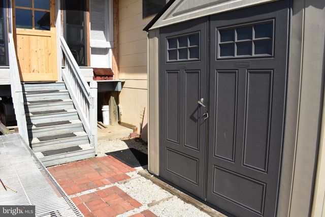 152 S CAPTAINS DR, Little Egg Harbor Twp, NJ 08087