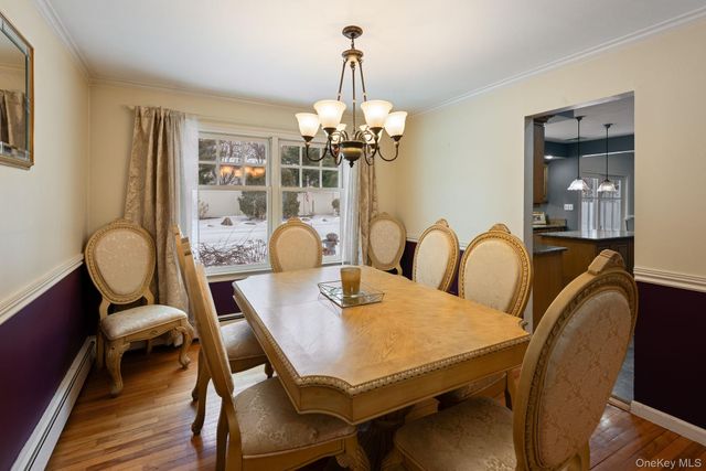 4 Abbington Place, Northport, NY 11768