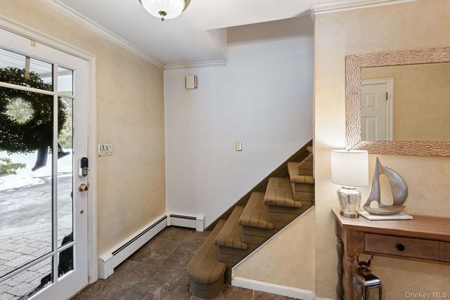 4 Abbington Place, Northport, NY 11768