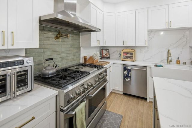 835 D Avenue 5, Coronado, CA 92118