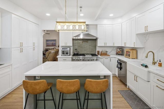 835 D Avenue 5, Coronado, CA 92118