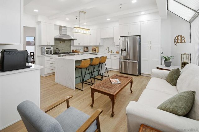 835 D Avenue 5, Coronado, CA 92118