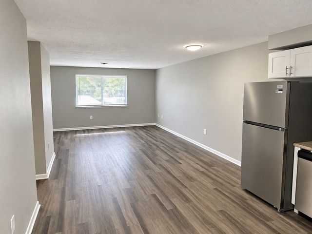55 David Terrace 24, Norwood, MA 02062