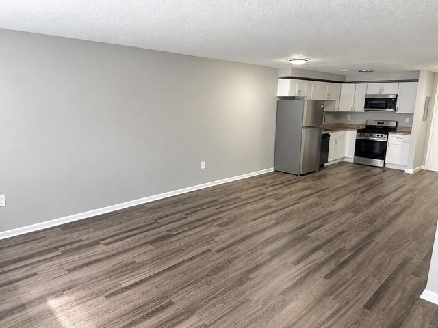 55 David Terrace 24, Norwood, MA 02062