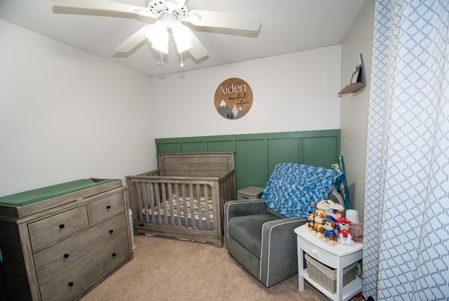 2065 Hollow View Drive, Bettendorf, IA 52722