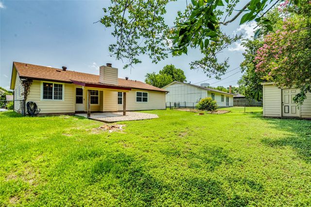 2202 Silver Spur DR, Round Rock, TX 78681