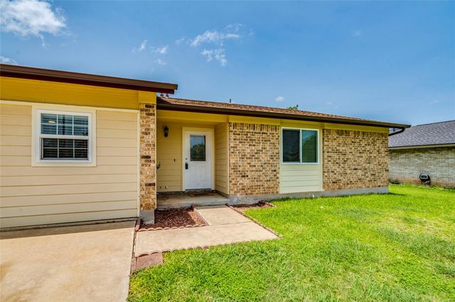 2202 Silver Spur DR, Round Rock, TX 78681