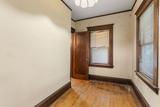 332 E 34th Street, Minneapolis, MN 55408