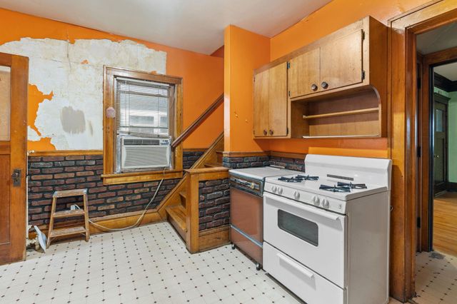 332 E 34th Street, Minneapolis, MN 55408