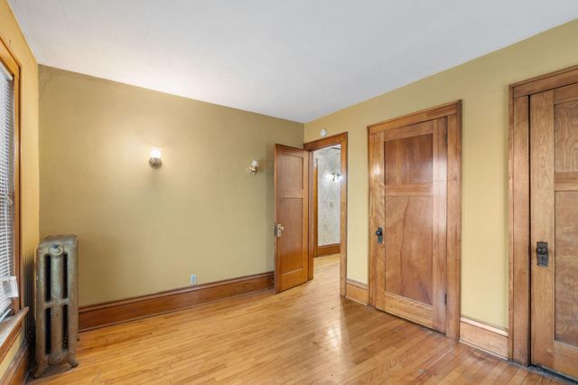 332 E 34th Street, Minneapolis, MN 55408