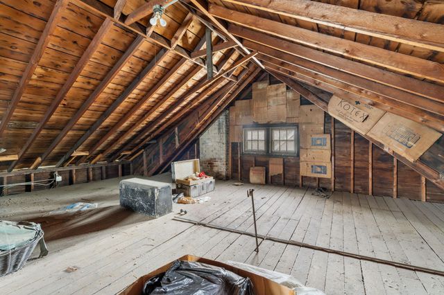 332 E 34th Street, Minneapolis, MN 55408