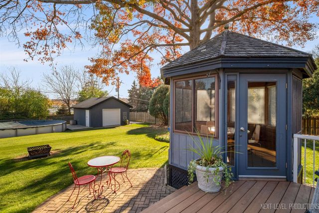 1367 Wauchope Drive, Elgin, IL 60123