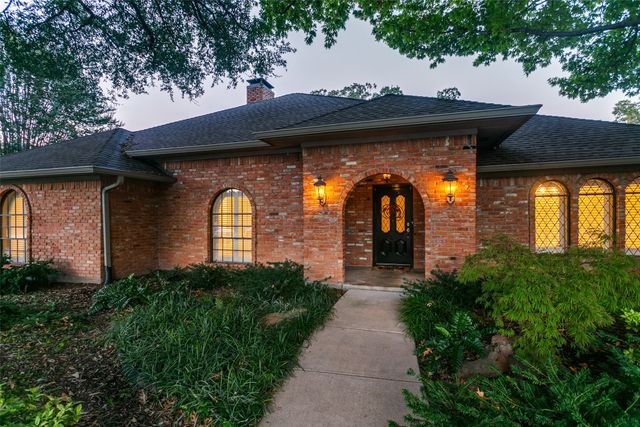 2404 Monmouth Court, Plano, TX 75075