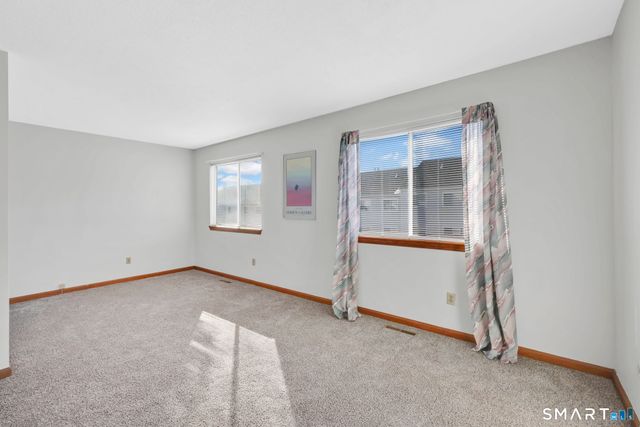 23 Staffordshire Commons Drive 23, Wallingford, CT 06492