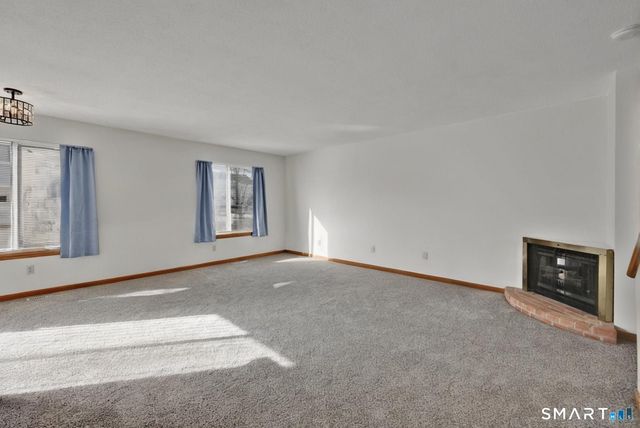 23 Staffordshire Commons Drive 23, Wallingford, CT 06492