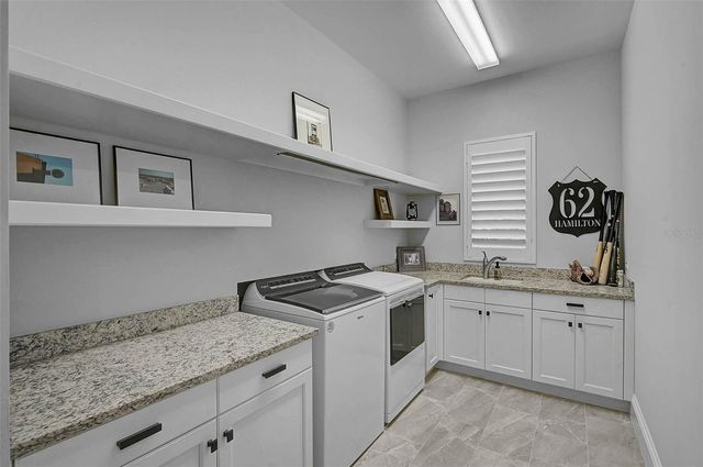 101 SEAGULL LANE, Sarasota, FL 34236
