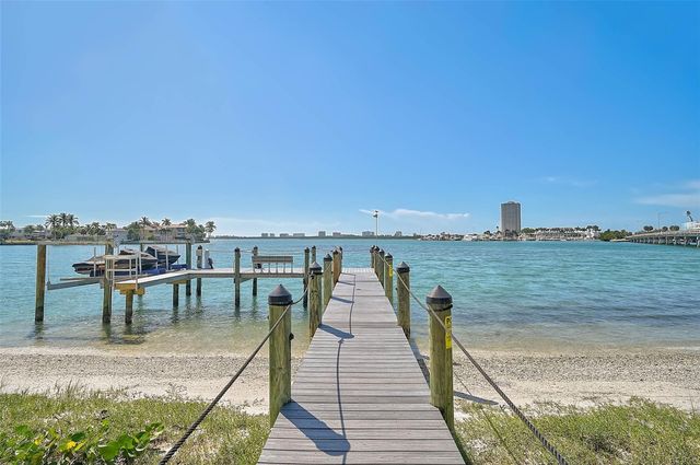 101 SEAGULL LANE, Sarasota, FL 34236
